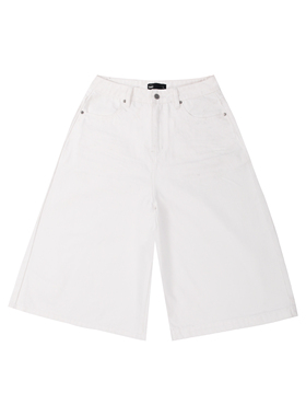s45 白色牛仔短裤