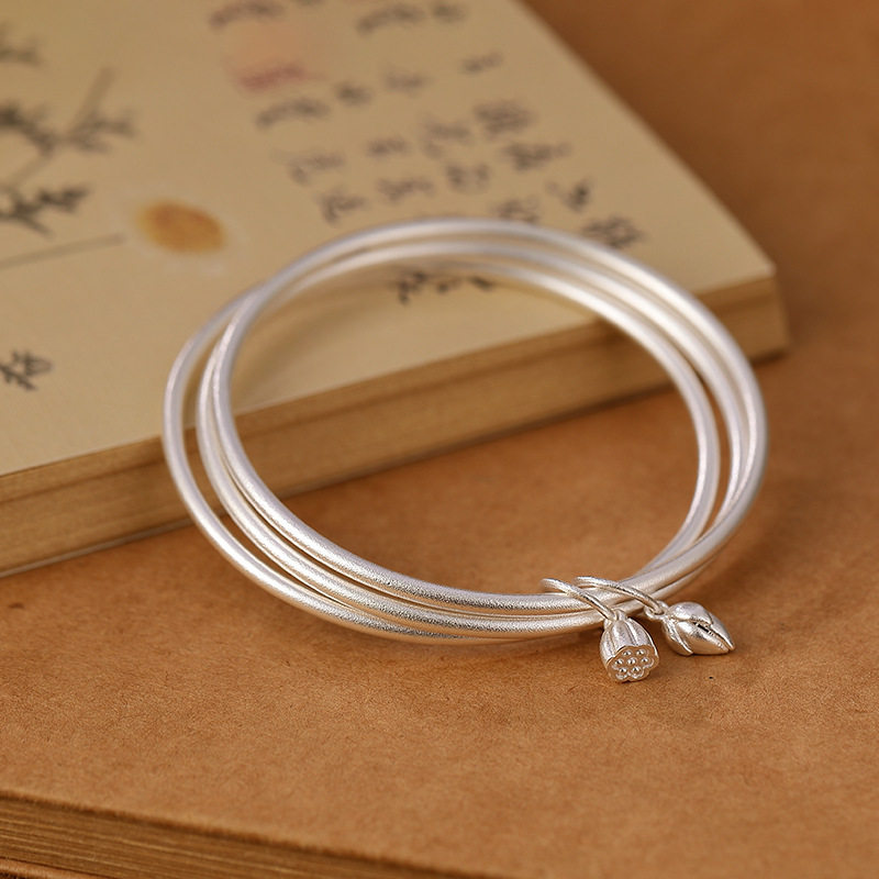 ANCIENT SILVER SHOP S999 FOOT SILVER ANCIENT SILVER THREE CIRCLES WOMENS BRACELET RETRO PERSONALITY LOTUS LOTUS BLOSSOM TWIN LIVES HUAN SILVER BRACELET