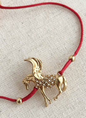 推荐！水晶钻镶嵌马年红绳手链