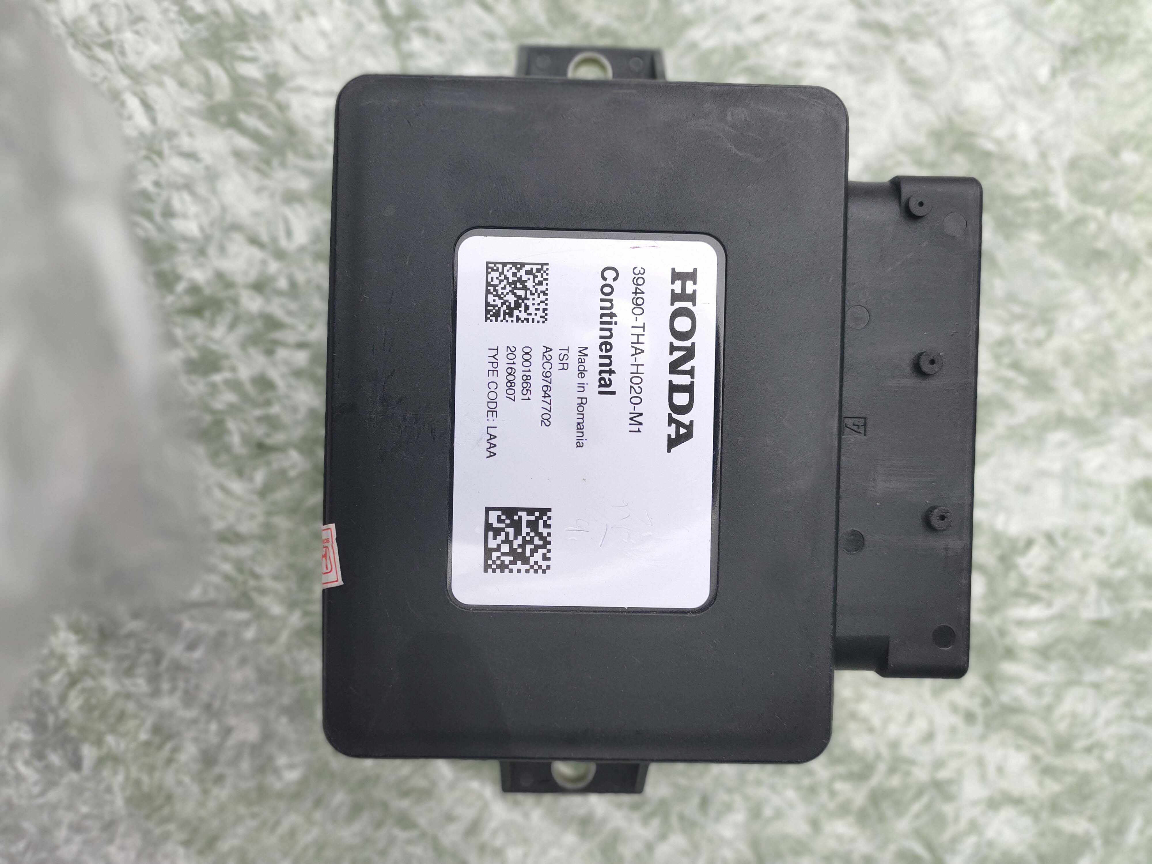 冠道URV 缤智XRV 雅型格阁 CRV 奥德 艾力绅 电子手刹EVP控制单元