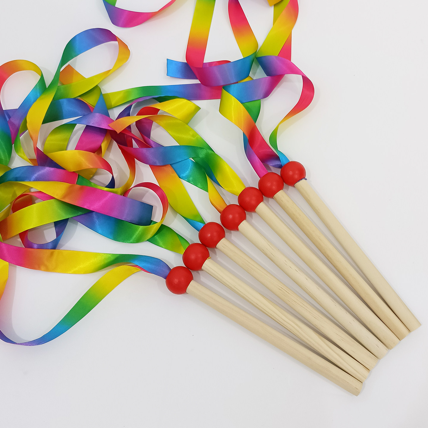 幼儿园轻器械花棍早操手持圆珠木棍体操棒响铃铛儿童彩带舞蹈道具