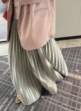 缎面百褶a字中长款大摆飘逸垂感春夏季新款半身裙长裙子宽松通勤