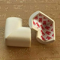 10 бежевых кусоч