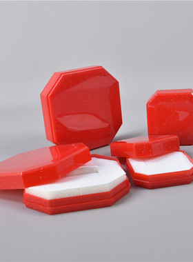 33八角首饰盒74024水晶红色戒指耳钉家用塑料珠宝吊坠收纳盒子