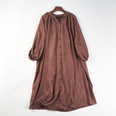 日单宽松大码 长袖 连衣裙H84684日系复古森女风文艺V领单排扣长裙