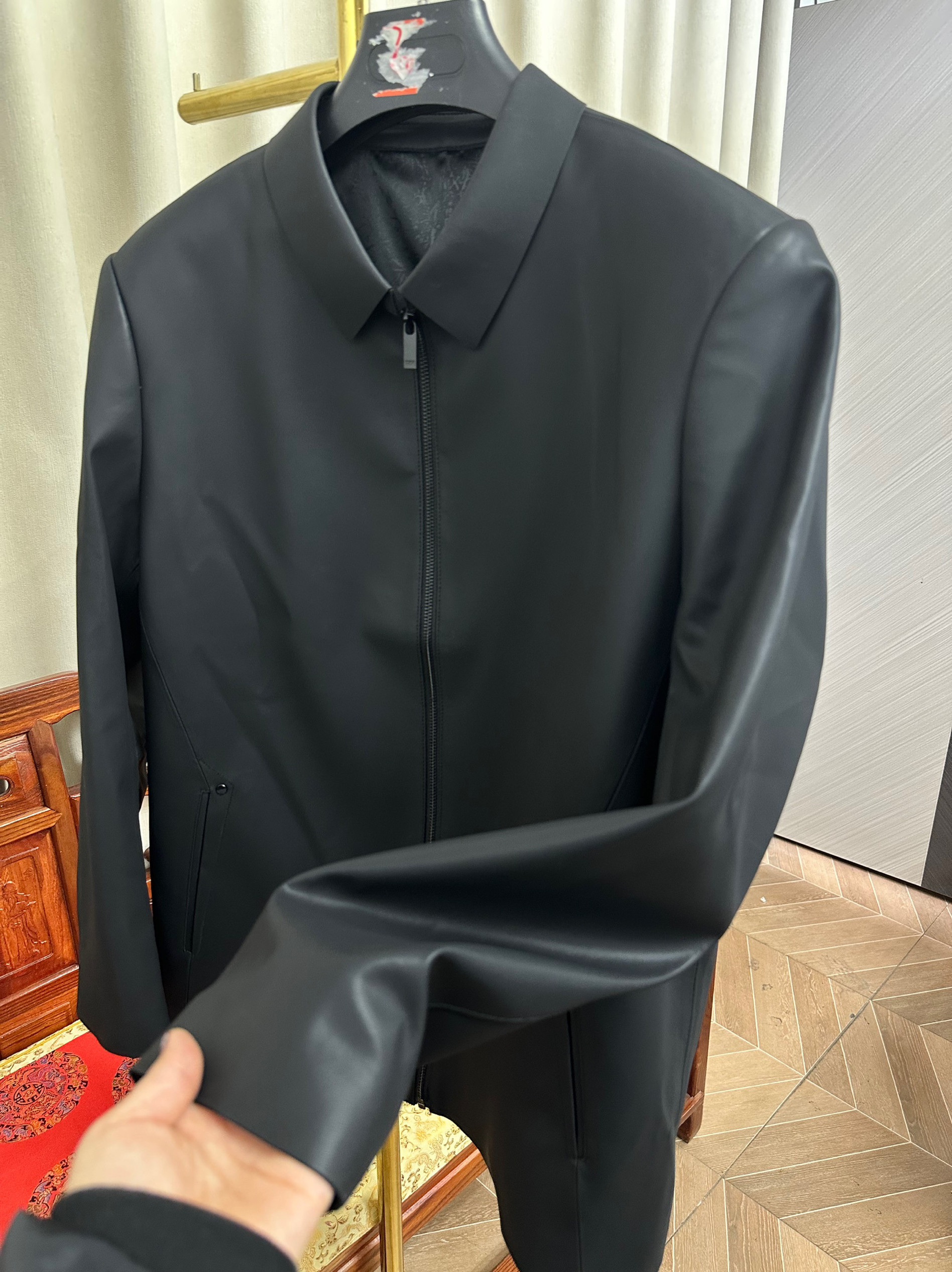 新款高端男士真皮绵羊皮衣夹克翻领宽松休闲外套潮流时尚百搭春秋