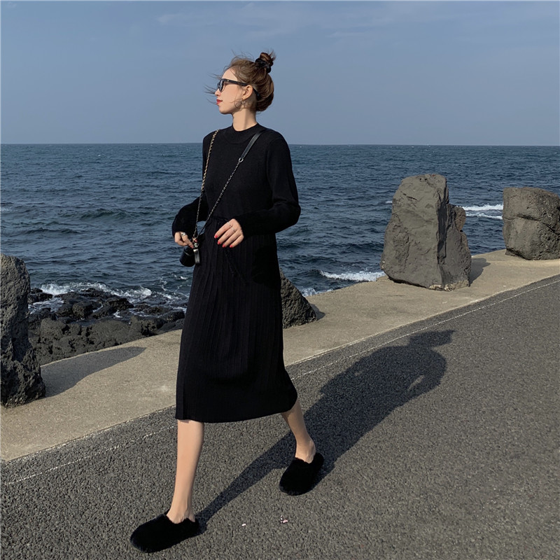 Real time ~ video ~ autumn / winter 2020 round neck long sleeve knitted drawstring stitching Pleated Dress