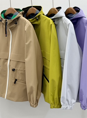 女短款冲锋衣收腰连帽轻薄防风防水宽松外套2026新冬