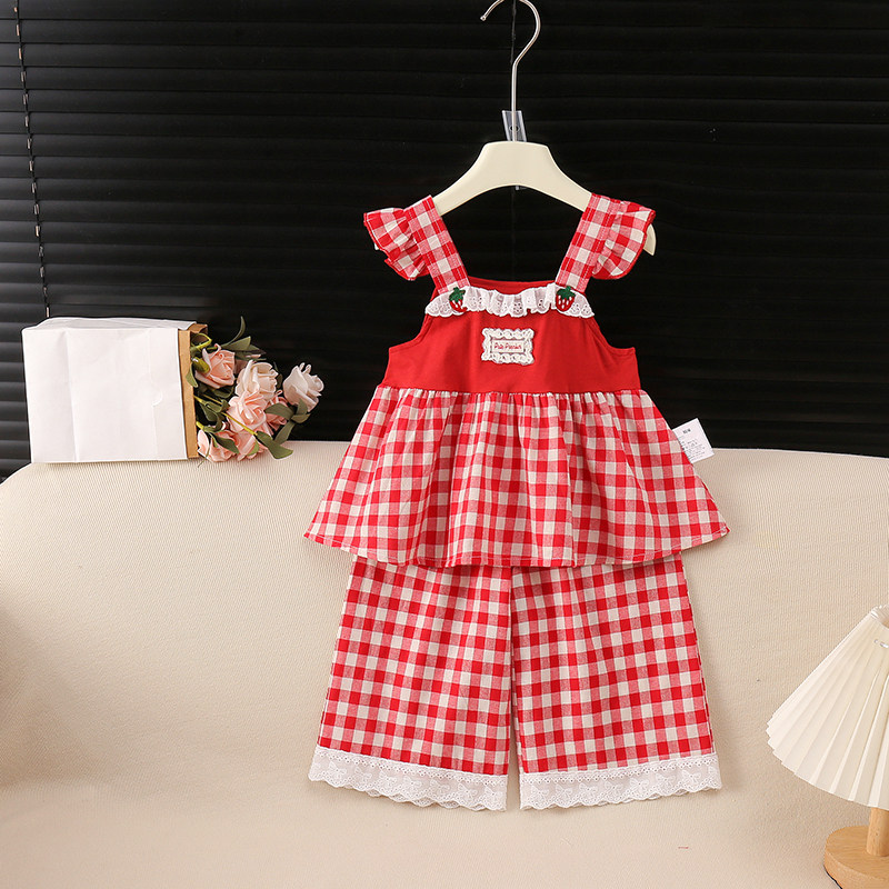 夏季新款女童韩版格子无袖红格草莓冰套装可爱外出服