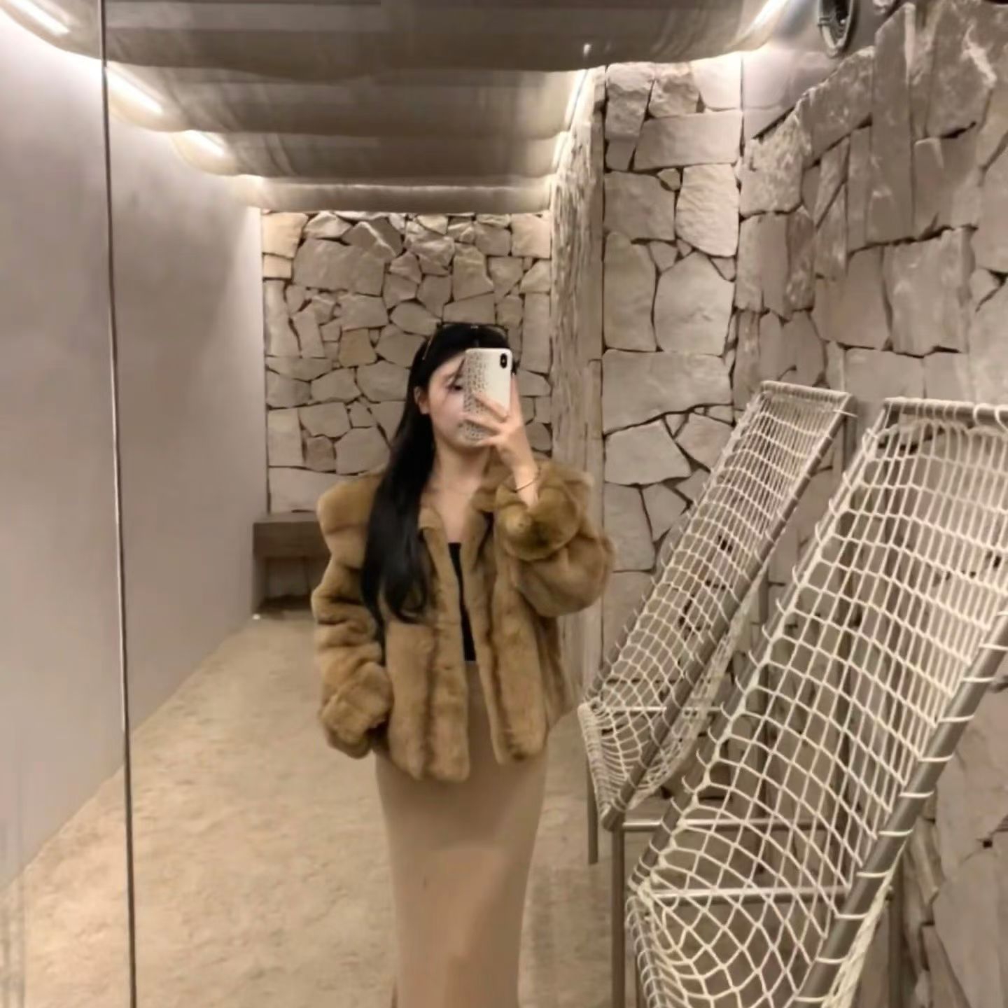 静茹5冬新款皮毛一体毛毛外套女小个子保暖皮草外套WP1988