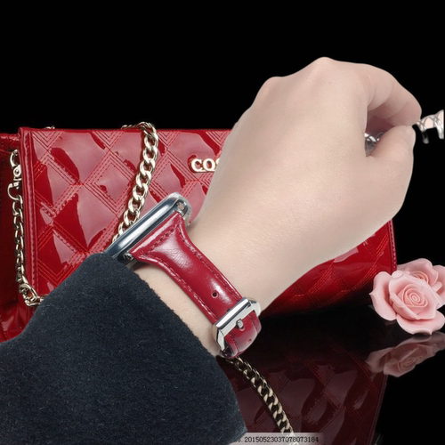 适用苹果手表s10表带applewatch9/8新年红真皮iwatch76SE个性女款