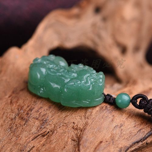 新疆东陵玉貔貅吊坠挂件项链