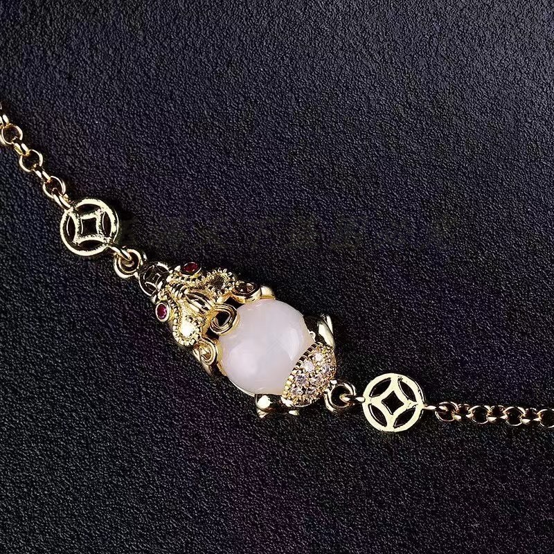 新疆羊脂玉白玉貔貅手链