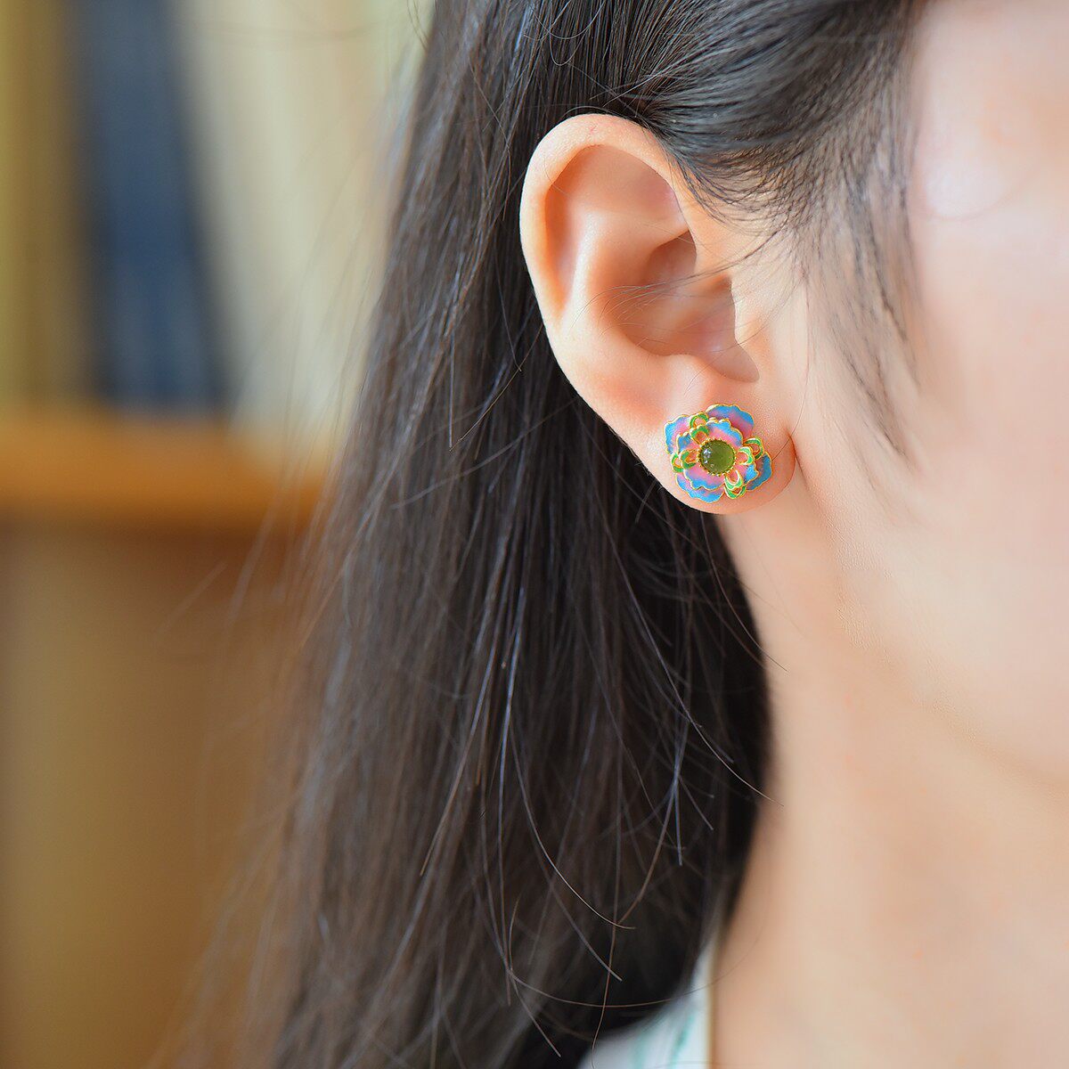 天然和田玉925银镶嵌碧玉梅花珐琅彩绘玉石耳钉耳饰耳环