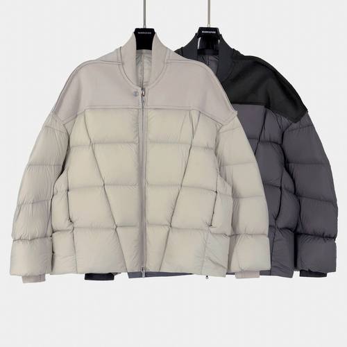 鹅绒羽绒服暗黑风棱格拼接一体鹅绒拉链廓形宽松羽绒服短款外套