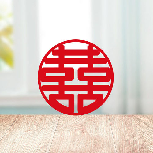 喜字佳印小筑大门婚房布置