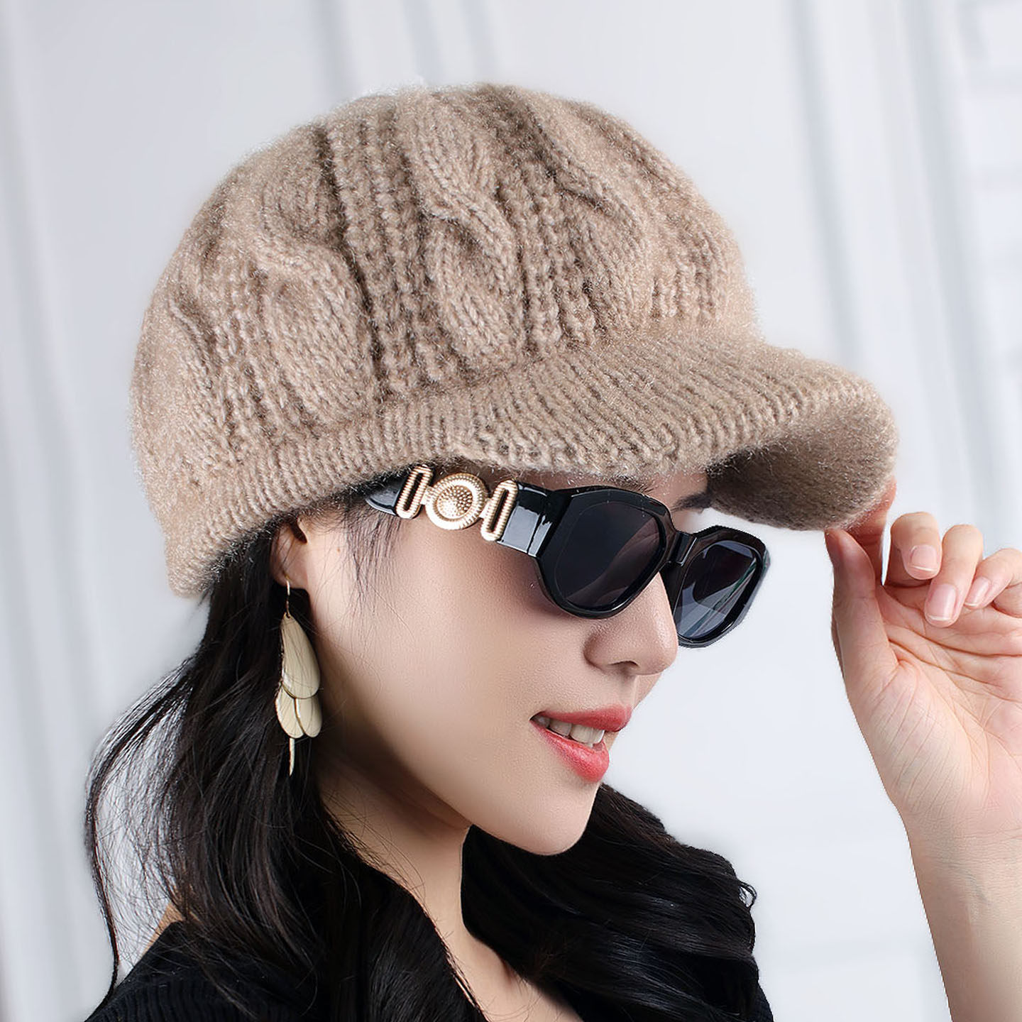 25年冬季手工编织鸭舌帽复古麻花鸭舌帽贝雷帽加绒加厚护耳保暖帽