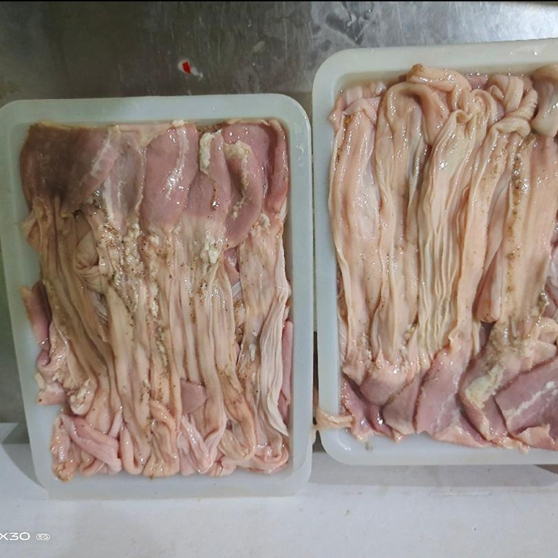 新鲜冷冻鸭食带鸭菌把鸭食管要洗，很不好洗