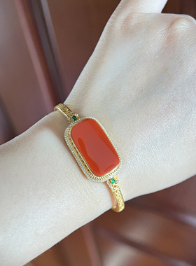 珍品纯天然无优化原矿凉山南红锦红色18K黄金满钻镶嵌翡翠手镯子