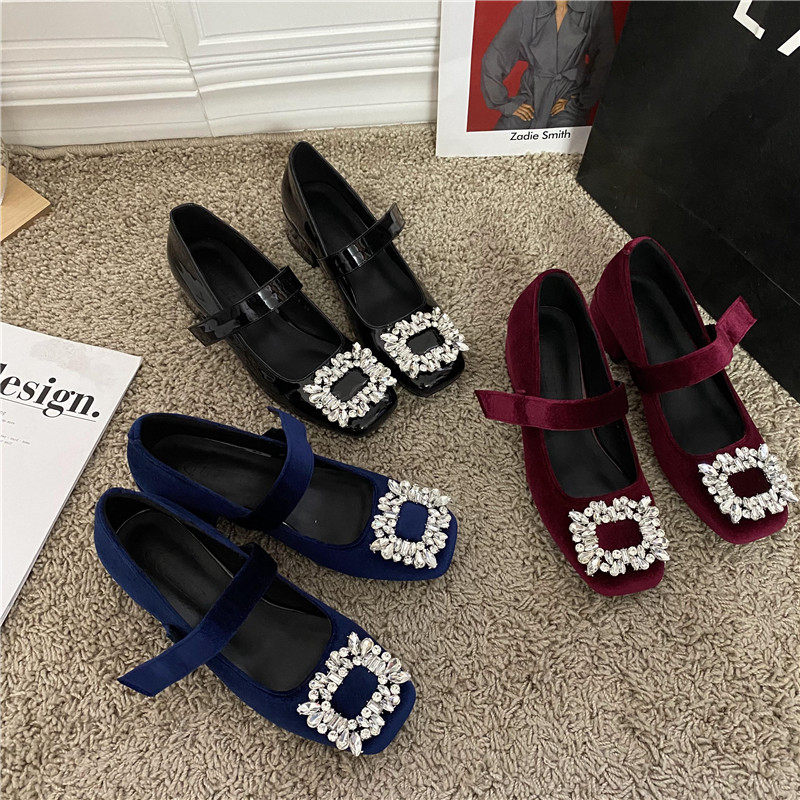 queen女鞋子2022年春季款法式复古水钻粗跟高跟漆皮小皮鞋红婚鞋