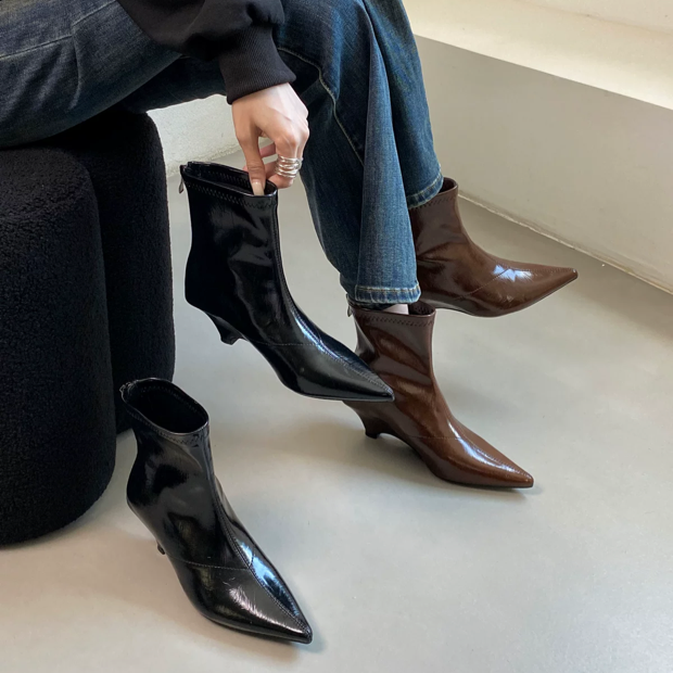 AII GUIFEI韩版绝美气质尖头瘦瘦靴女2025秋季新款坡跟短筒骑士靴