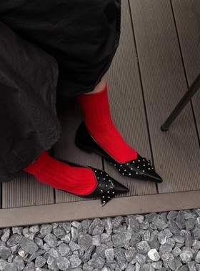 CHIC2024NEW SPRING：韩国春季新款复古小众复古铆钉折叠尖头单鞋