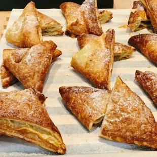 泽爸现烤肉桂苹果起酥派三角酥下午茶酥皮点心欧包早餐面包零食