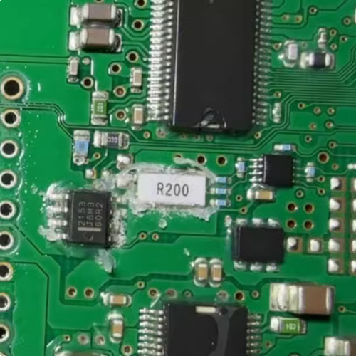 R200 雅阁汽车发动机电脑板氧传感器不加热易损贴片电阻 6*3