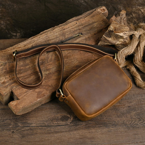 疯马皮单肩邮差斜挎包