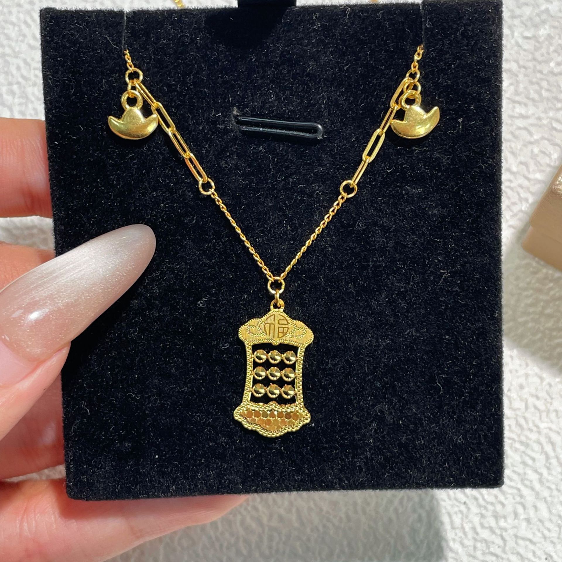 s925纯银镀黄金色首饰新款元宝如意算盘光面闪亮吊坠项链女锁骨链