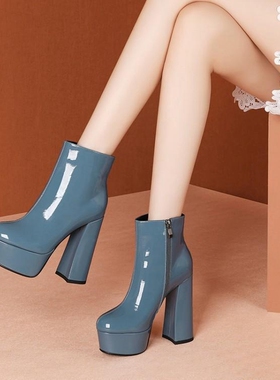 厚底蓝色靴子女亮皮真皮女靴防水台粗跟高跟短靴大码40小码33 LYG