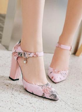 缺码断码女鞋白色粉色包头夏季高跟单鞋小码凉鞋女 32码 33码 WQL