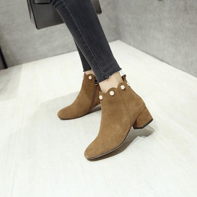 真皮中跟大码女靴