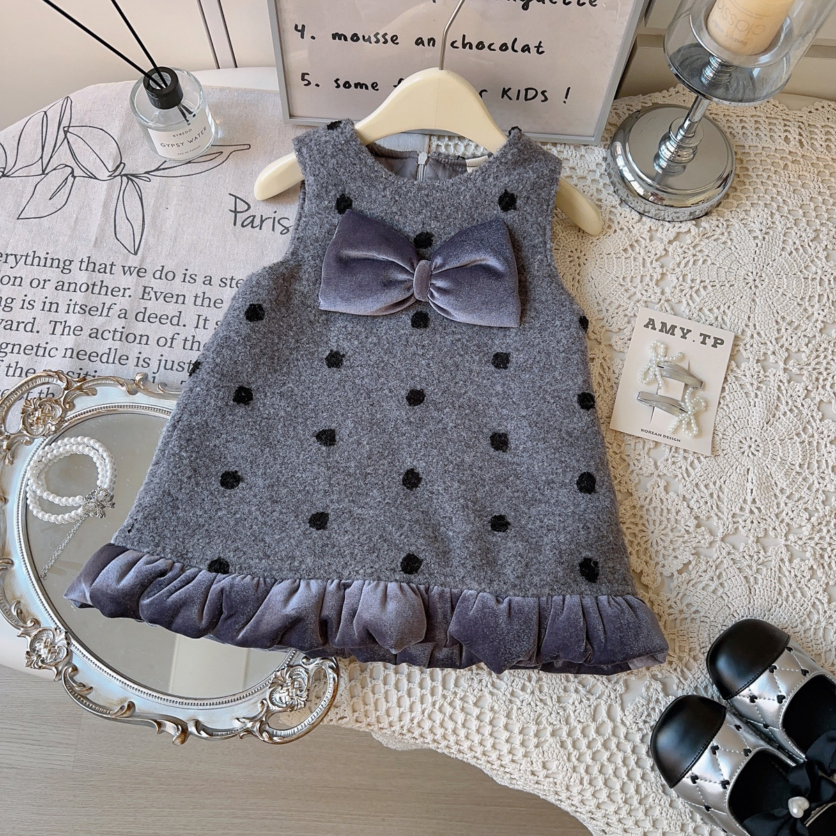 女童小香风无袖连衣裙2025冬季新款女宝宝洋气加厚保暖背心公主裙