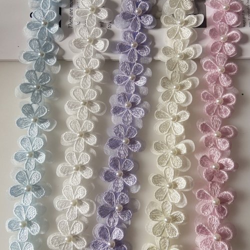 五瓣花双层钉珠立体花朵