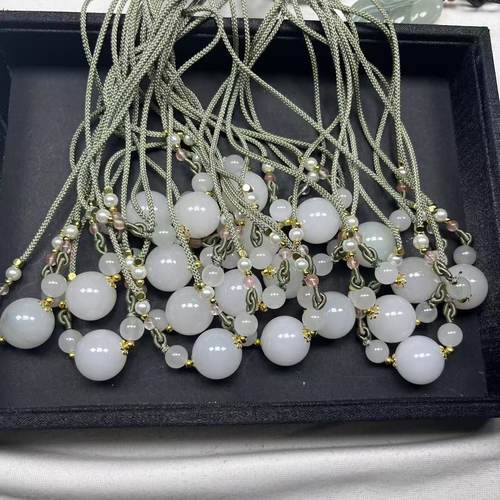 新疆天然金丝玉天山翠转运珠锁骨链吊坠毛衣链