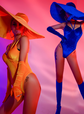 舞依芭欧美酒吧ds演出服新款夜店dj个性复古gogo领舞服大帽子连体