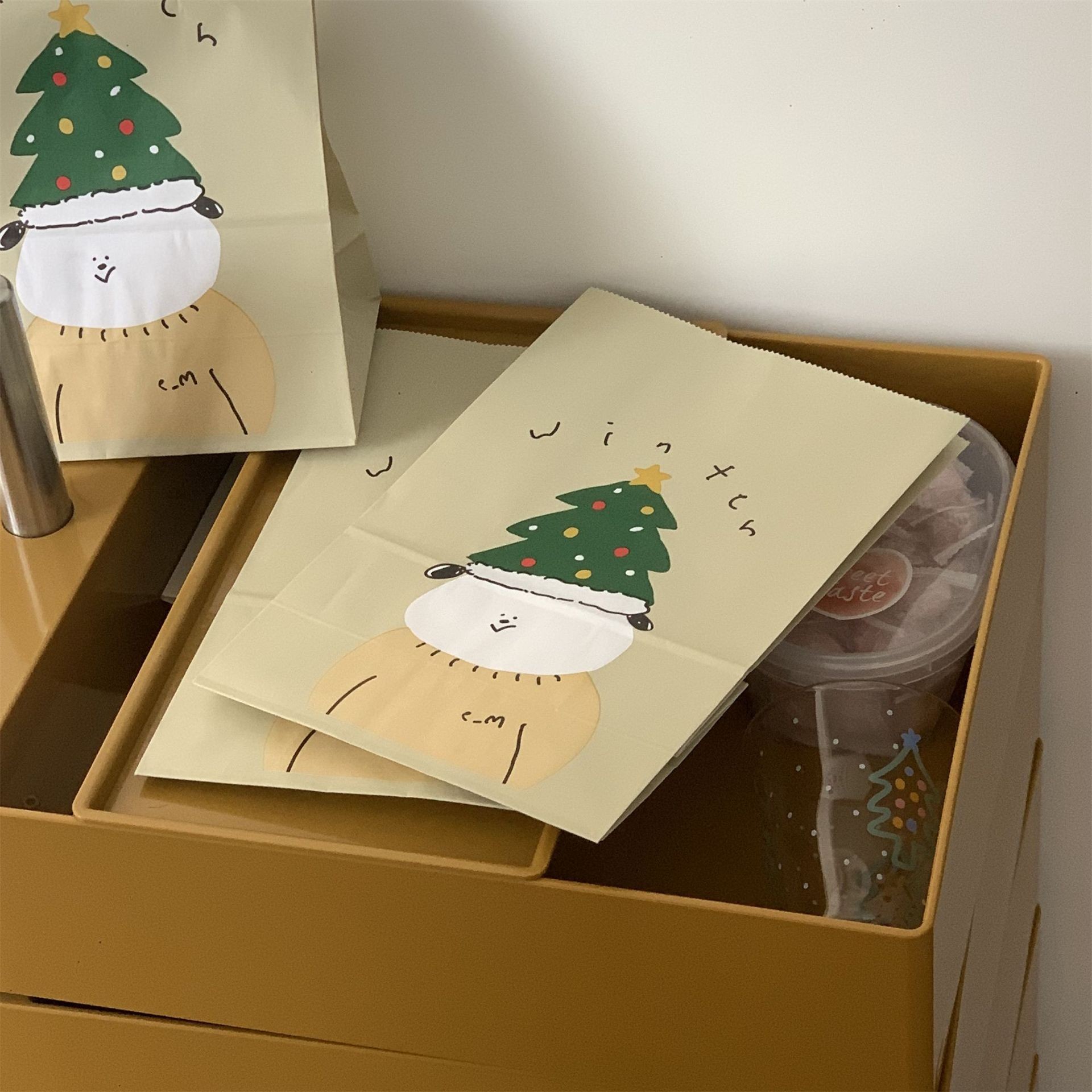 ins风自制圣诞纸袋可爱小熊礼品包装袋牛皮纸袋杂物收纳方底袋