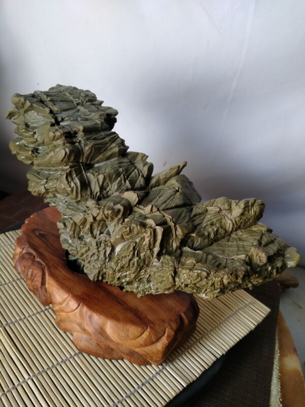 松花石,长白山松花石,产地天然奇石,带底座包邮.