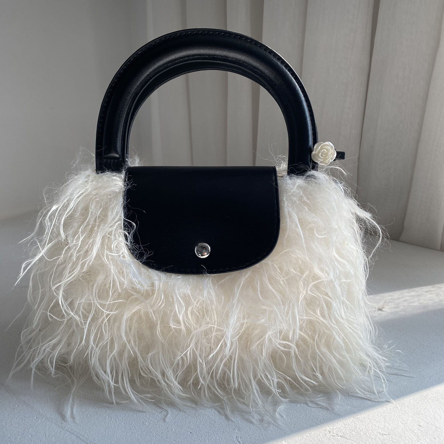秋冬仿羊羔毛撞色手提斜挎方包