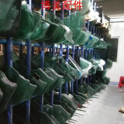 奔驰车门玻璃 三角玻璃W164 166 ML350 ML400 500 GL350GL500