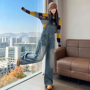 窄版牛仔背带裤阔腿裤女2026春秋新款宽松显瘦休闲减龄直筒连体裤