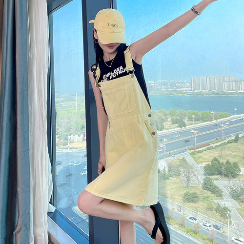 黄色减龄牛仔背带裙宽松显瘦短裙