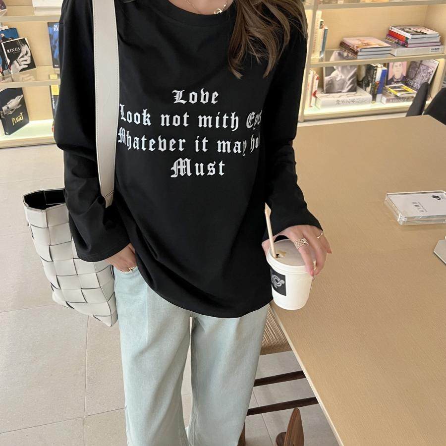 张涩涩 2022春季新款上衣 满分舒适精髓字幕印花长袖黑色T恤女春