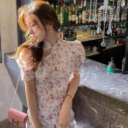 张涩涩 金粉玫瑰 2021年新款年轻改良版旗袍碎花雪纺连衣裙女夏季