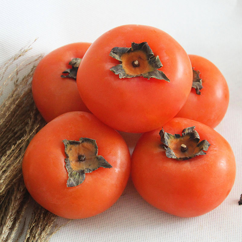 正在恭城甜柿子8.8元包邮