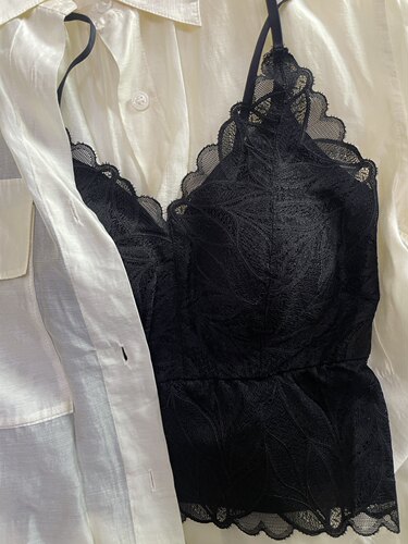 bmunderwear法式复古纯欲蕾丝交叉美背吊带背心内衣胸垫不可拆