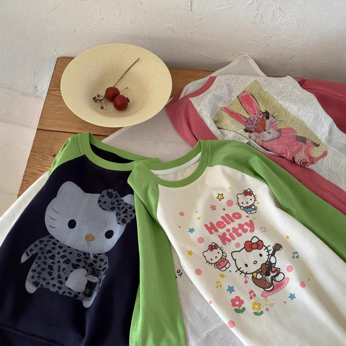 韩系春装新女童春季新款撞色卡通印花T恤 儿童美式复古插肩袖上衣