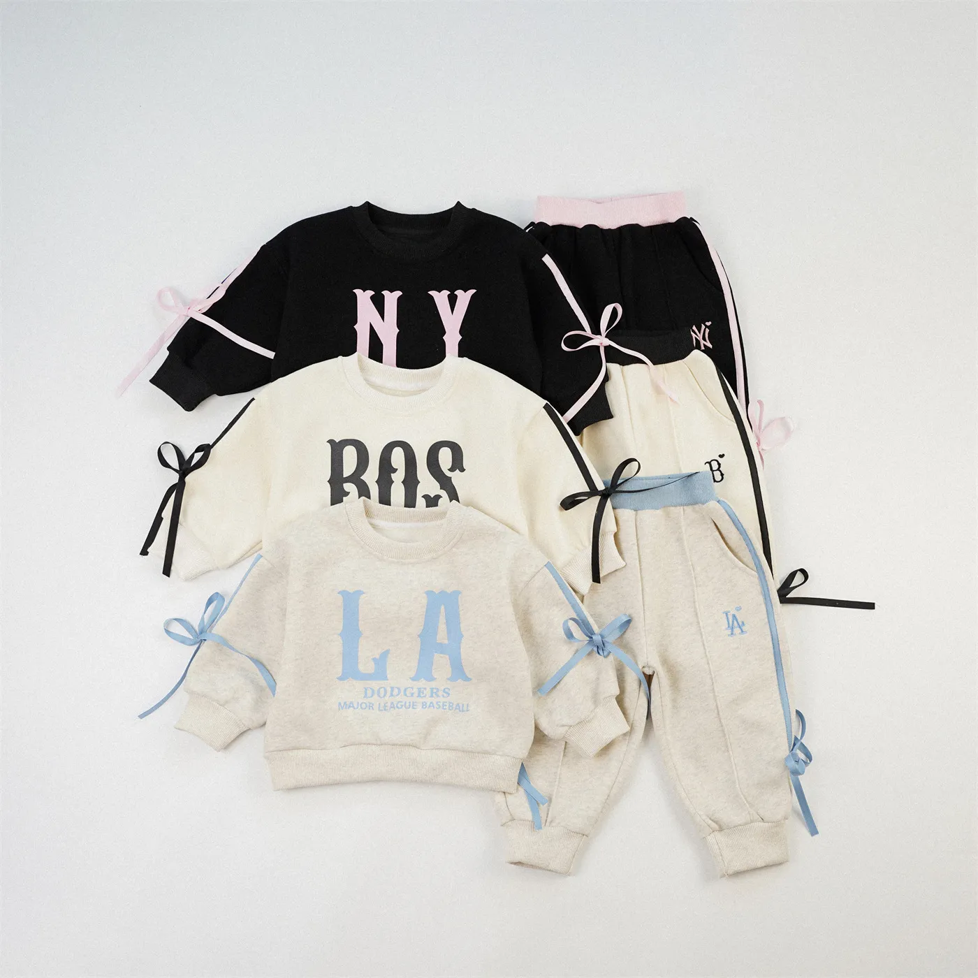 女童蝴蝶结套装秋季字母卫衣卫裤两件拼色套装女宝宝秋天童装韩系