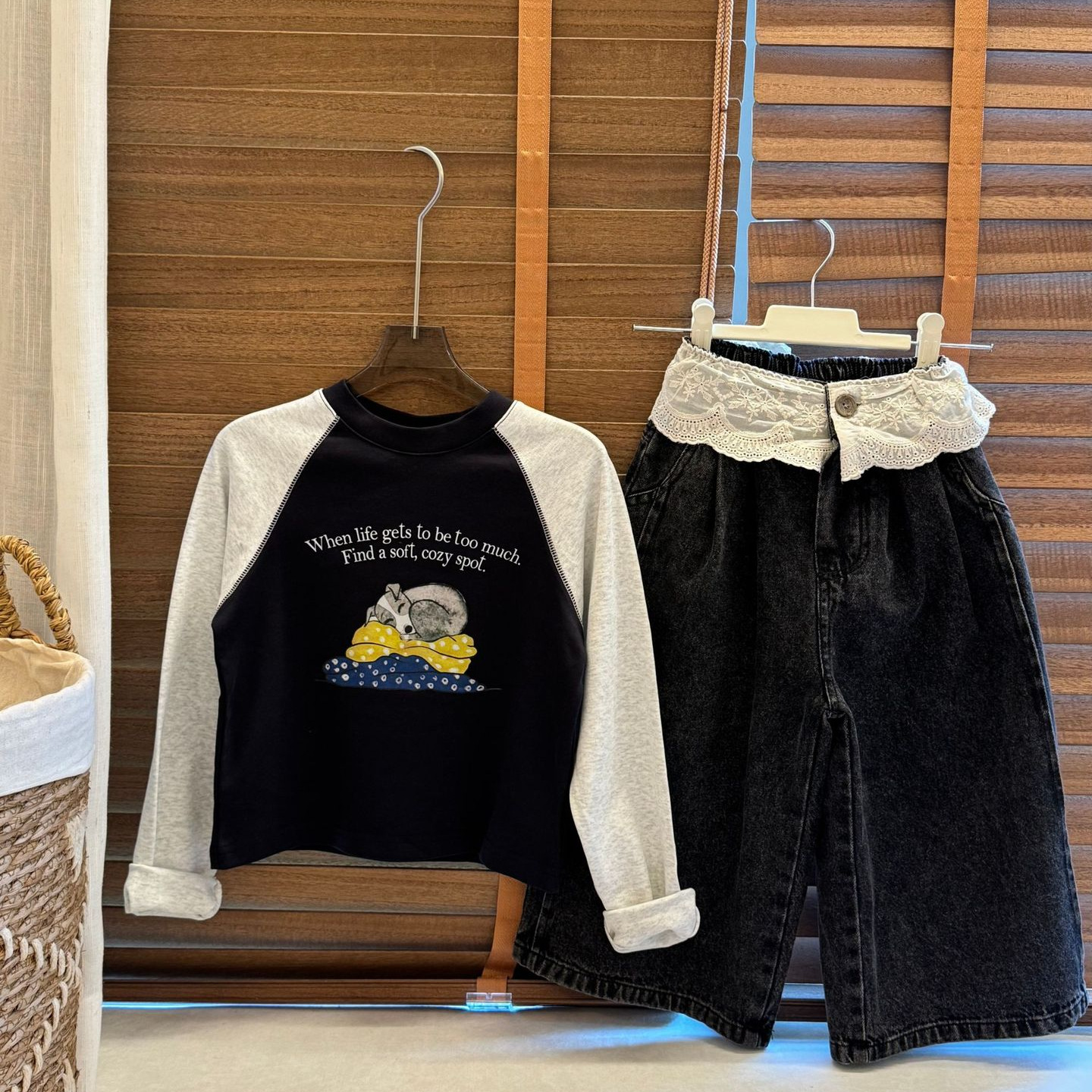 韩系童中大女童套装2025秋冬新款儿童洋气宽松长袖打底衫中牛仔裤